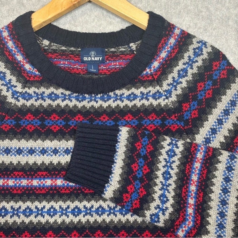 Old Navy Fair Isle Crewneck Sweater-Blue/Red/Navy/Grays-Men Size Large